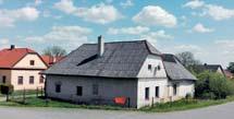 Prodej venkovského domu se zahradou (1410 m 2 ) v obci Javorník u Svitav. CENA: 1.750.000,- Kč včetně provize RK. PENB G 8. Prodej pozemku k výstavbě (1278 m 2 ) v obci Mikuleč u Svitav.