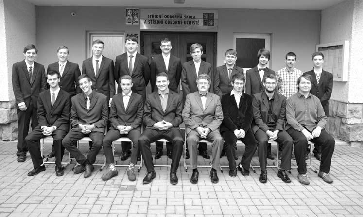 Třída: 1. MZ Třídní učitelka: Mgr. Jana Janoušková Jakub Dvořák, Michal Falta, David Kunák, Filip Novák, Martin Sejkora, Petr Spirman, Marcel Ptáček (od 2. 10. 2017 do 12. 10. 2017) Třída: 1.