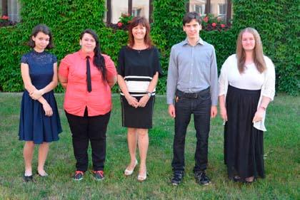 Třída: 1. KA Třídní učitelka: Mgr. Renata Richterová Tučková Veronika Bartošová, Barbora Boumová, Marie Flekrová, Martina Flídrová (do 21. 5.