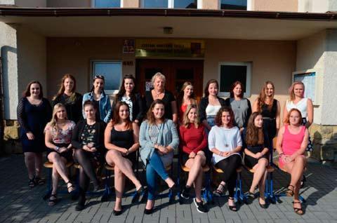 Třída: 3. KA Třídní učitelka: Mgr. Markéta Záplatová Lucie Burešová, Karolína Dobešová, Anna Dubská, Markéta Dudychová, Kristýna Dvořáková, Simona Hauková (do 30. 9.