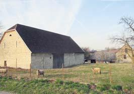 Prodej RD se dvěma bytovými jednotkami v centru Svitav, ul. Kapitána Nálepky. CENA: 2.965.000,- Kč 13. Prodej RD po celkové rekonstrukci se dvěma bytovými jednotkami ve Svitavách. CENA: 4.950.