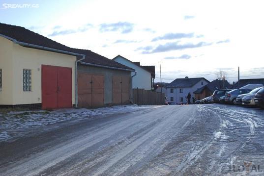 NABÍDKOVÁ CENA: 180 000 Kč 4) Velké Meziříčí, okres Zďár nad Sázavou, užitná plocha 55 m 2