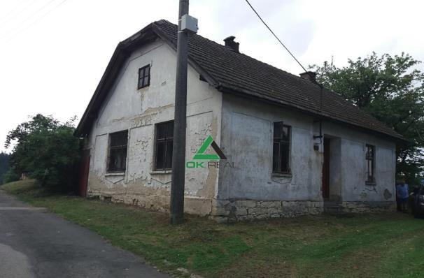 Srovnávací nabídka-rodinný dům STATIKUM s. r.o. 3462-197-2018 1) Letovice-Lhota, okres Blansko, užitná plocha 80 m 2, celková výměra pozemku 938 m 2 Rodinný dům v obci Lhota u Letovic, okr.