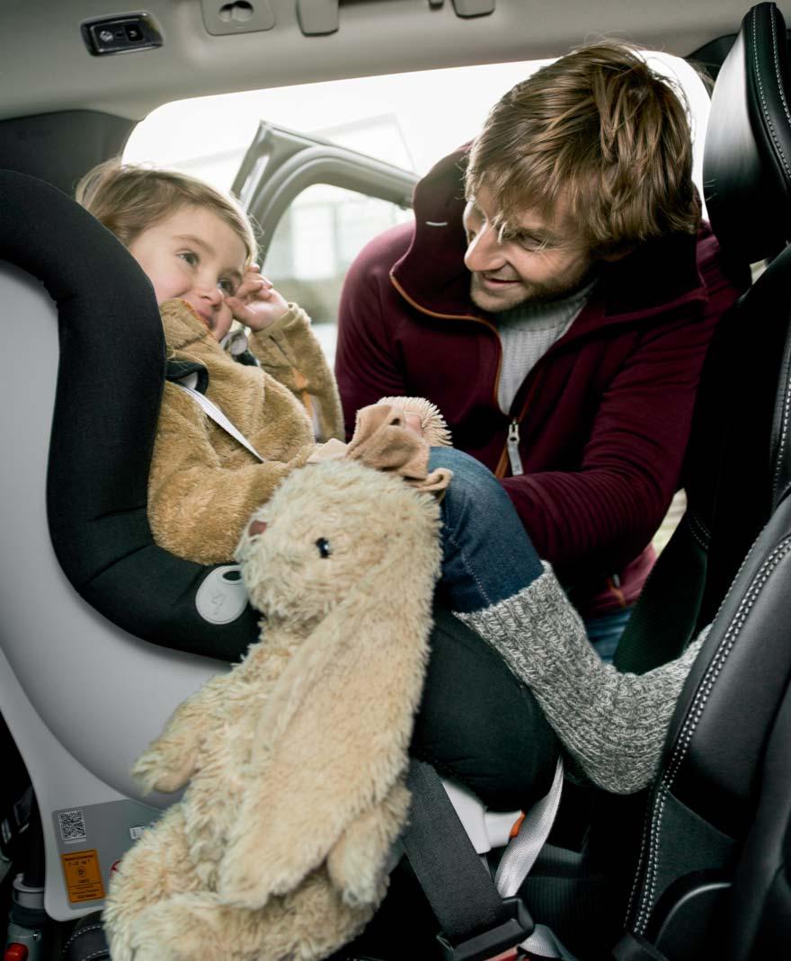Testování dětských bezpečnostních sedaček Každý rodič, který někdy vybíral autosedačku pro své dítě, nám jistě potvrdí, že to není jednoduchý úkol.