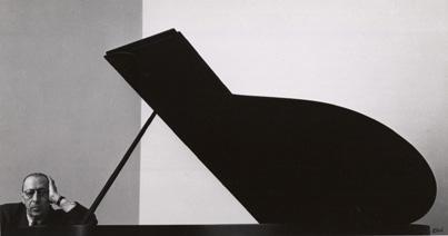 Glamour styl Arnold Newman (1918 2006) Obr. 139 Arnold Newman, Stravinsky.