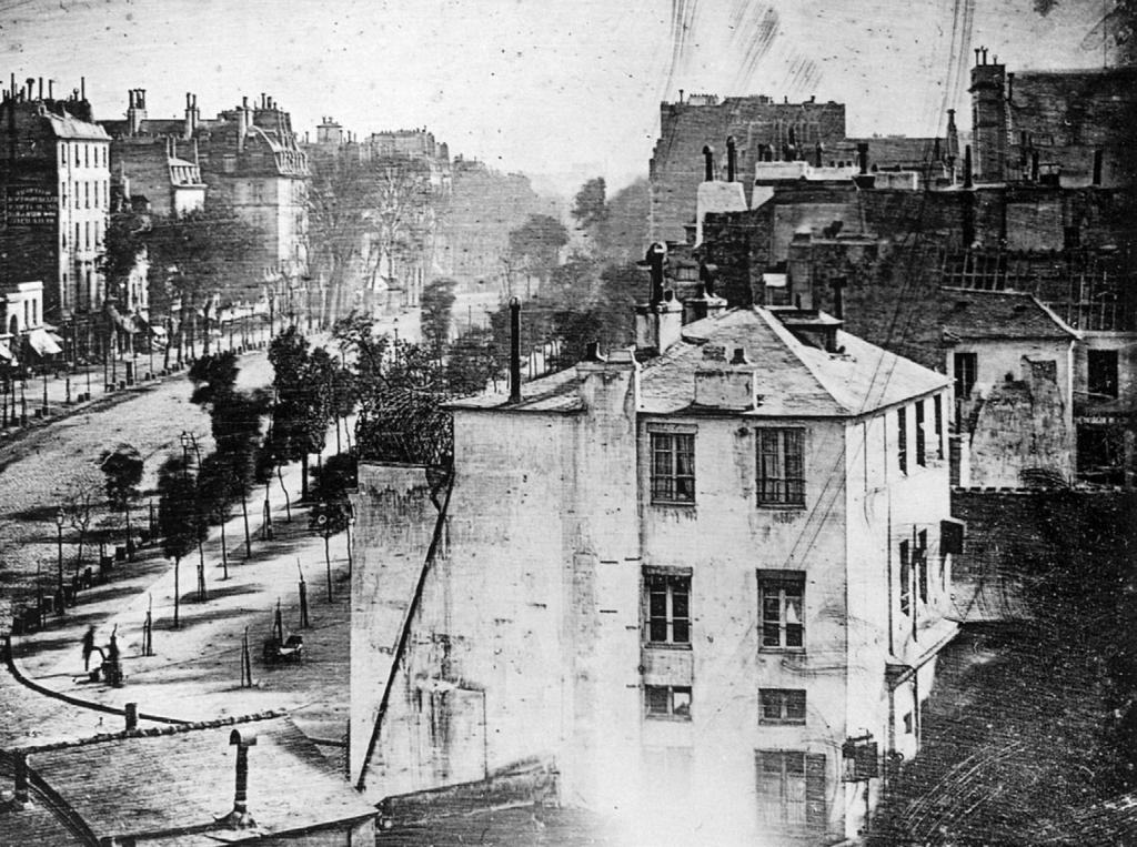 13 Boulevard du Temple (Daguerre) Fotografie vznikla na přelomu let 1838 a 1839 v Paříži.