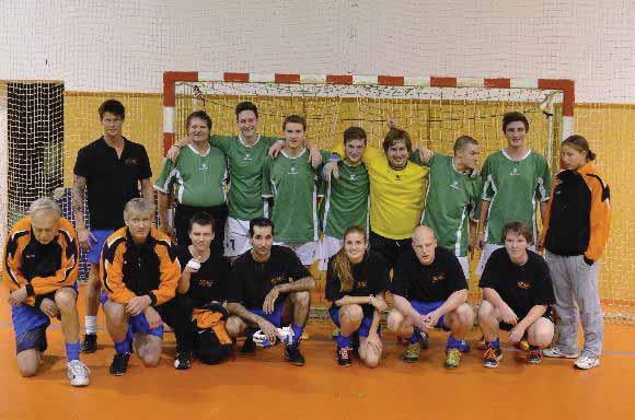 8 REGION ŠKODA v roce 2014 dosáhla nového rekordního prodeje a poprvé ve své 119leté historii prodala více než 1 milion vozů.