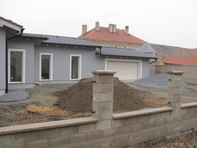 podezdívka, zemina, šotolina čp.