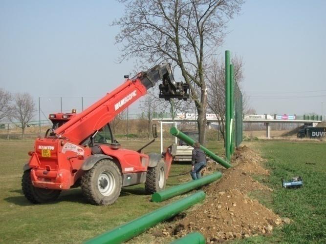 Legera byla v květnu nainstalována závora, zabraňující