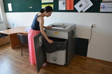 pomocí klíčových slov. Pracoviště Digitalizace a skartace 2. Mezinárodní konference BEZ BARIÉR BEZ HRANIC 14. mezinárodní konference BEZ BARIÉR BEZ HRANIC se konala 13. 10.