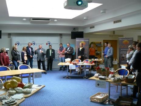 znevýhodněných zaměstnanců. Organizujeme také workshopy s netradičním zaměřením, např. jsme s dětmi stavěli budky pro čmeláky či ptáky, meteostanici a 3D tiskárnu.