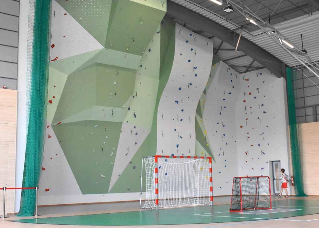4 ČASOPIS AKCIOVÉ SPOLEČNOSTI OHL ŽS naše stavby NOVÁ SPORTOVNÍ HALA V JESENÍKU poslouží mnoha sportovcům.
