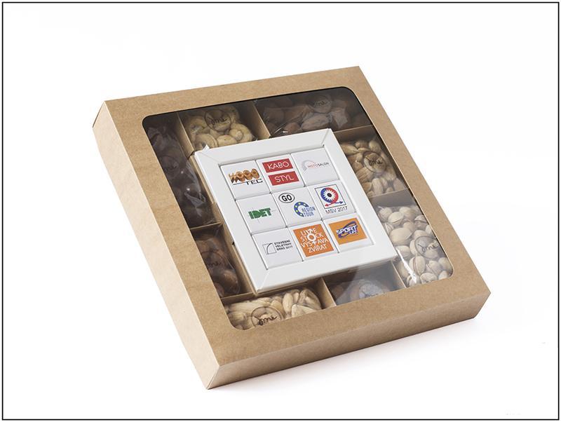 MANDLOVÝ MIX NOVINKA Dárková krabice s mandlemi a bonboniérou TOP PRODUKT Krabice obsahuje: malá