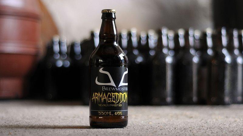 Nejsilnější pivo Pivo skotského pivovaru Brewmeister Brewery má 65 procent alkoholu a láhev