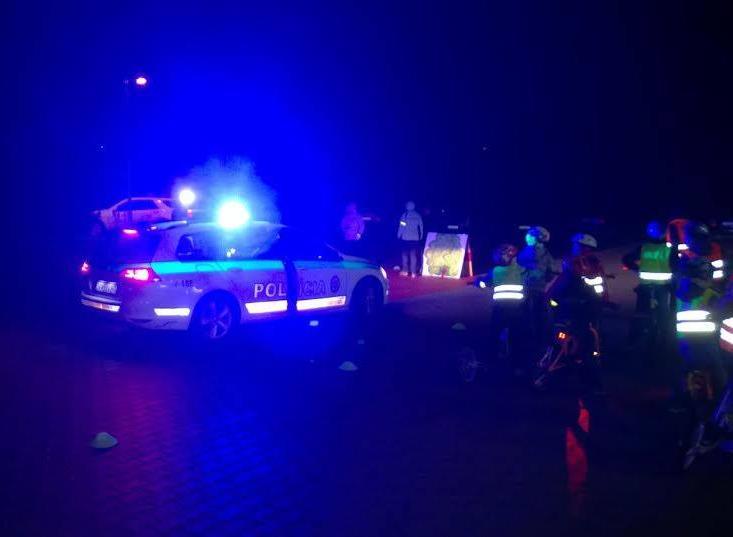 dopravných prostriedkoch (kto nemá vlastné, môže si ich zapožičať na mieste), POVOLENÉ DOPRAVNÉ PROSTRIEDKY: odrážadlá, kolobežky, bicykle, trojkolky,