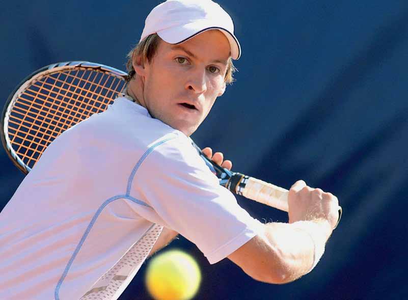 Fit Dwighta Davisa leta 1945 pa se je preimenovalo v Davis Cup. Junaki svojega časa V 30.