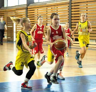 26 MĚSTSKÉ LISTY Sport Březen únor 2014 Jak si vedou basketbalové týmy v polovině sezony? Basketbalová sezona je v polovině. Týmy BK Brandýs n. L. si vedou se střídavými úspěchy, někdy lépe a někdy hůře.