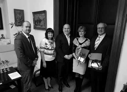 Investorem průzkumu za bezmála pět milionů korun bylo Město Náchod. Výsledkem jsou dva vrty o hloubce 100 metrů, jejichž jména Běla a Jan vybrala v anketě náchodská veřejnost.