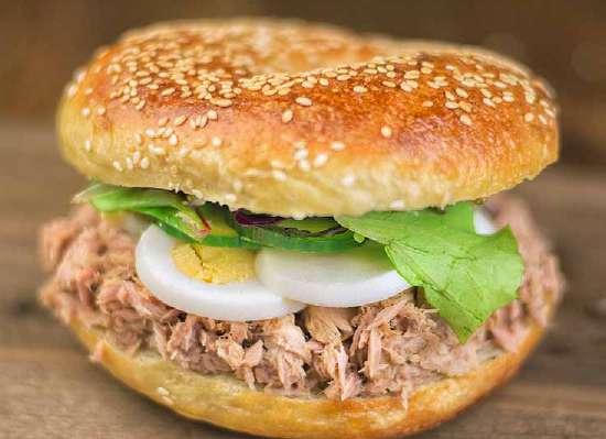 1 ks burger bagel bagel 1 ks 139,- + menu 144,- +