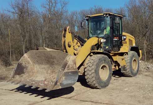 hydraulické kladivo CAT H65Ds pevná i naklápěcí svahovací lopata 150 cm zemní vrták CAT A26B teleskopický výložník Kolový nakladač