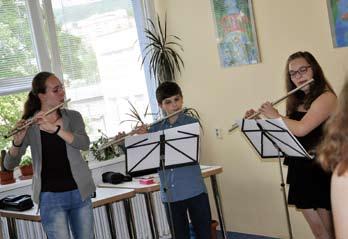 Ondrášovské putování představilo folklór mnoha oblastí České republiky i od sousedů, nechyběly čardáše z Kopanic, jihočeské tance a písničky (Naše Jihočeské), ale ani folklór z Beskyd nebo tóny z