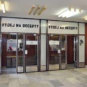 cz Cílem modernizace bylo zpříjemnění prostředí pro klienty i pracovníky lékárny, ale především umožnění dalšího rozšíření nabídky a služeb lékárny,