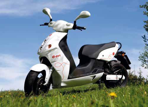 E.ON sleva 30 % Akční nabídka: Vychytejte si elektroskútr ve své půjčovně pro více informací se zeptejte u obsluhy Elektroskútr Znojemská vinařská podoblast Trasou Mezi vinicemi vás provedeme