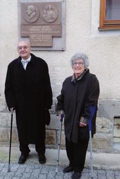 Nič o ňom presvedčivejšie nevraví ako výsledky. Michal Valent, laureát Identifikačného kódu Slovenska, je celoživotný humanista. Spolu s manželkou Martou, tiež lekárkou.