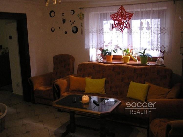 Srovnávané nemovitosti 1. Identifikace Záznam o prodeji srovnávané nemovitosti č. 1 Prodej, Rodinný dům, 100 m 2, Horní hájek, Dolní Beřkovice Celková cena: 2.399.