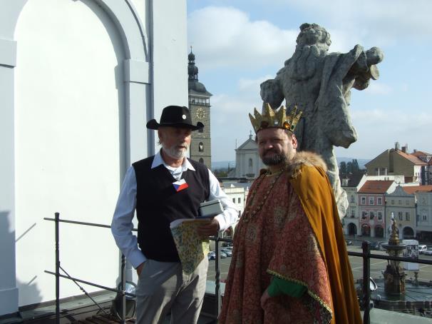 2017 byl před budovou historické radnice v Českých Budějovicích, zahájen letošní ročník Měsíce věží a rozhleden.