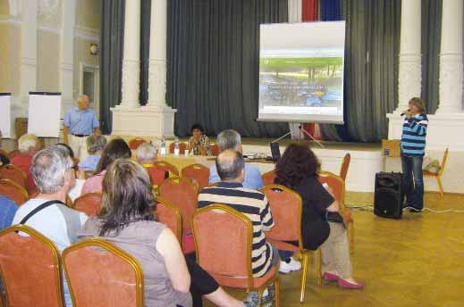 6 červenec srpen 2014 www.taborcz.eu zdravé město Otevření dětského hřiště na Pintovce Blanka Candrová odbor životního prostředí Iva Štěpánková koordinátorka projektu Zdravé město Ve čtvrtek 22.