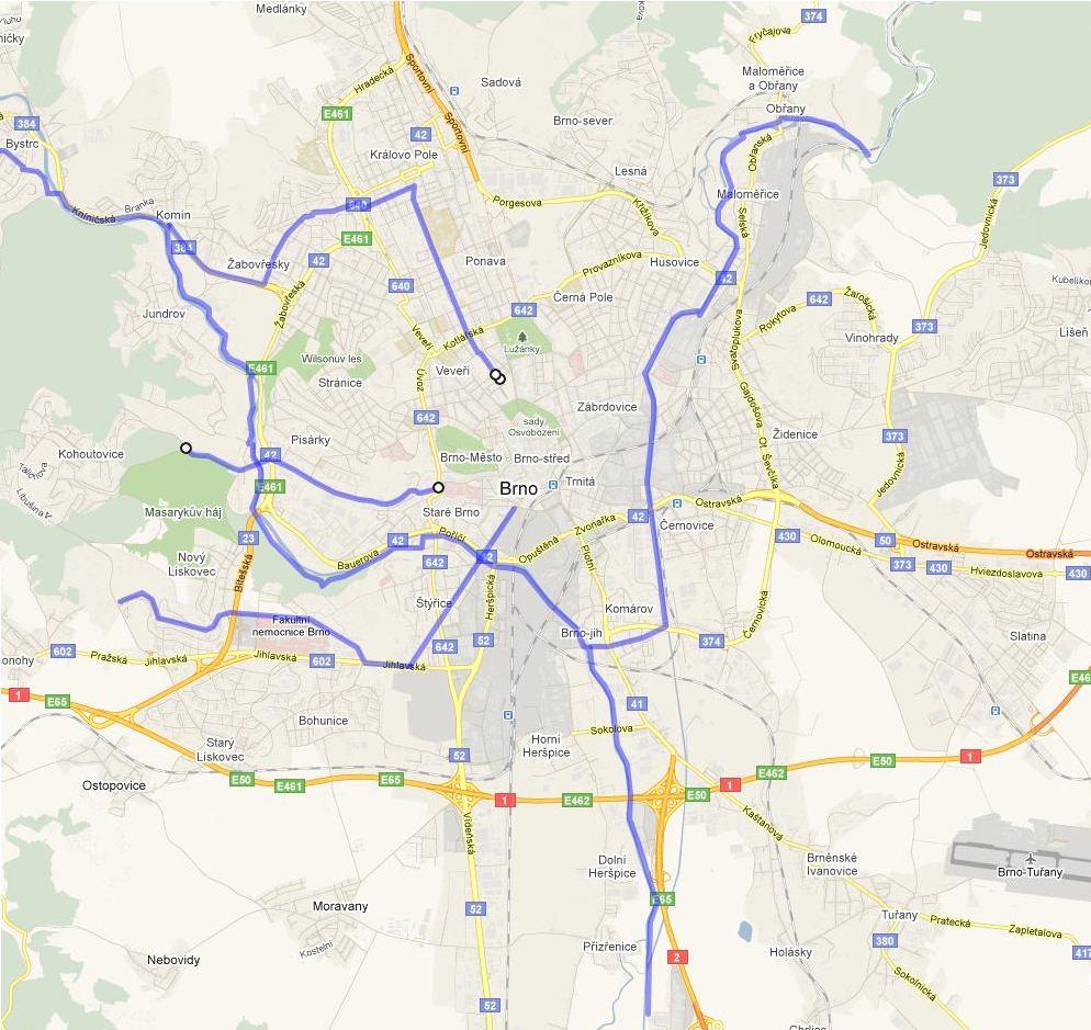 1 STÁVAJÍCÍ KOMUNIKACE V BRNĚ Obecně lze komunikace pro cyklisty rozdělit na dvě skupiny. Pro městskou dopravu jsou důležité cyklistické komunikace, které plní dopravní funkci.