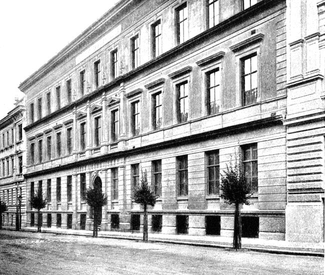 Vznik Odboru strojního inženýrství Česká technika v Brně nebyla od svého založení úplnou vysokou školou.