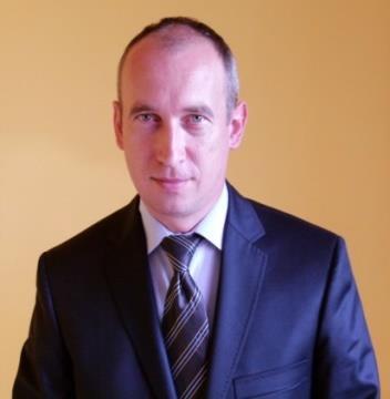 Tomasz Zagorski, MSc, MT, SB, CAFS (Polsko) Watsu terapeut, instruktor Watsu stupně 1-3. Původně je učitelem tělesné výchovy a trenérem atletiky.