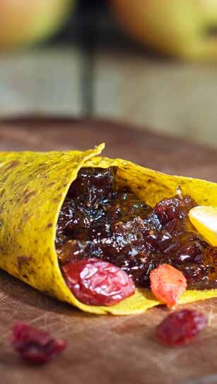 Bezlepkový ovocný bozk ovocné palacinky 13 50 g ľanovej múky 50 g ryžovej múky 50 g pohánkovej múky 20 g bobúľ goji 1 200 ml vody 1 balíček vanilkového cukru Palacinky plňte a servírujte s čerstvými