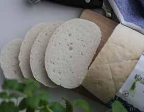Hmotnosť: 650 g Cena bez DPH: 2,50 Cena s DPH: 3,00 Nízkobielkovinový biely chlieb Nízkobielkovinová múka (deproteinovaný PŠENIČNÝ ŠKROB, stabilizátor: