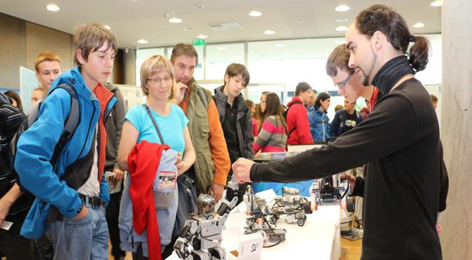 vzdělávání v elektrotechnice a ICT MATURITA yelektronické počítačové systémy yinformační technologie a