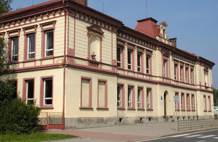 Pracoviště školy Sídlo školy a pracoviště teoretického vyučování, Školní101, Trutnov Pracoviště teoretického vyučování Horská 59, Trutnov Pracoviště teoretického vyučování Horská 618, Trutnov
