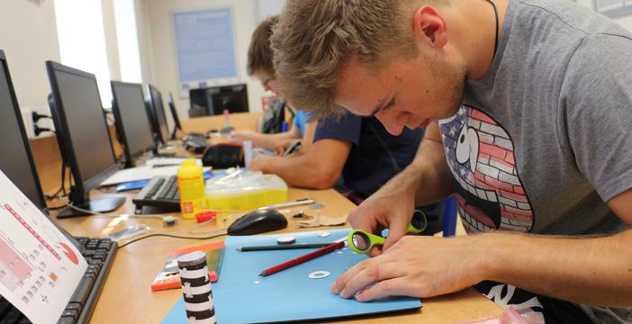 Zde připojuji poznámku: organizace studia je závislá na zvoleném studijním nebo učebním oboru.