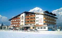 510 525 km od Prahy Nabídka z Tyrolska Zillertal Hochzillertal Hochfügen (600 2.