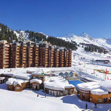 Plagne Bellecôte Residence Bellecôte 1 150 km 225 km 87 80 km vleků a lanovek běžeckých tratí Bellecôte je oblíbený komplex residencí nacházející se ve středisku La Plagne.