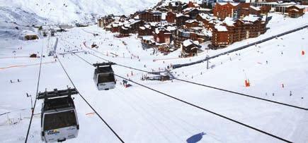 Největší zajímavostí Val Thorens je určitě kabinová lanovka na Cime de Caron (3195 m n.m.), která pojme naráz až 150 lyžařů.
