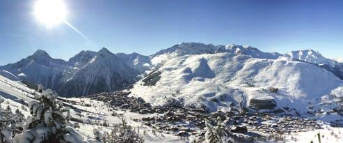Středisko vzniklo spojením dvou vesniček, Alpe de Venosc a Alpe de Mont de Lans. Celá oblast se nachází v údolí Romanche.