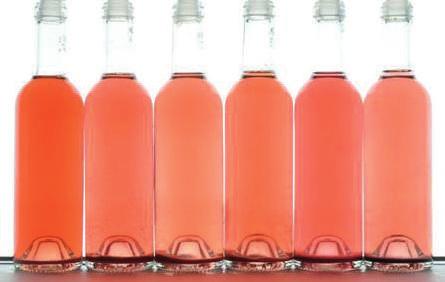 PRODUKTY PRO ČIŘENÍ Čiření moštu, prováděné před či během alkoholového kvašení je základním krokem při výrobě bílého a růžového vína.
