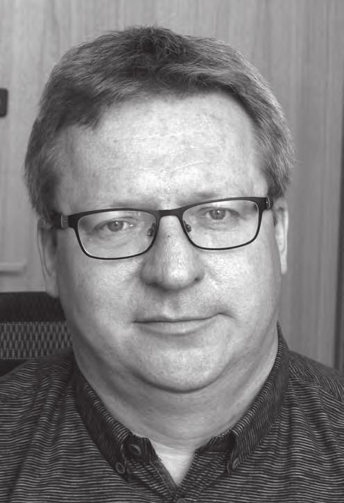 Doma porodí velmi málo žen Jak bylo již řečeno, ve většině případů ženy nepotřebují pomoc medicíny, porod je záležitostí psychosociální. V těchto případech se vlastně pacientka stává klientkou.