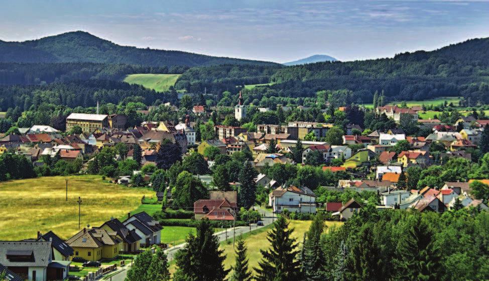 1 1 Celkový pohled na město Cvikov. Foto: Milan Holenda.