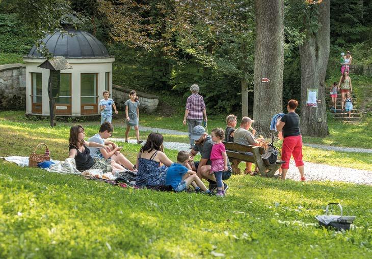 KULTURA A SPOLEČNOST / ŘÍJEN 2017 DO TELEVIZE MÍŘÍ REKLAMA, KTEROU NATOČIL FILIP HOSTÝNEK Přestože se Penny Market spoléhá při tvorbě televizních reklam na zkušené české filmové režiséry, tentokrát