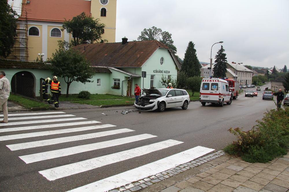 srpna se před muzeem stala vážnější dopravní nehoda, při které došlo ke zranění osob a zasahovali při ní všechny složky integrovaného záchranného systému policie, zdravotnická záchranná služba a