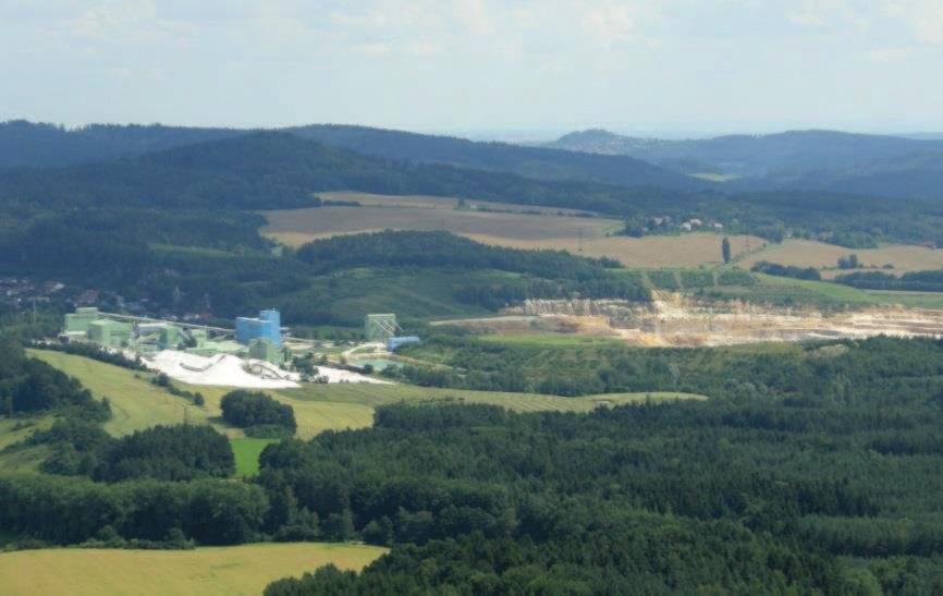 Modul Trávníkářství a substráty doc. Ing. Stanislav Hejduk, Ph.D. 4. Písky získané drcením pískovců a jiných hornin; zrna písku jsou málo spojeny, často mají vysoký obsah jílu.