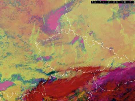 V tomto případě je použita kombinace 3,7 µm a 10,5 µm kanálů AVHRR. Světle modrá barva indikuje přítomnost drobných ledových částic zformovaných do tzv.